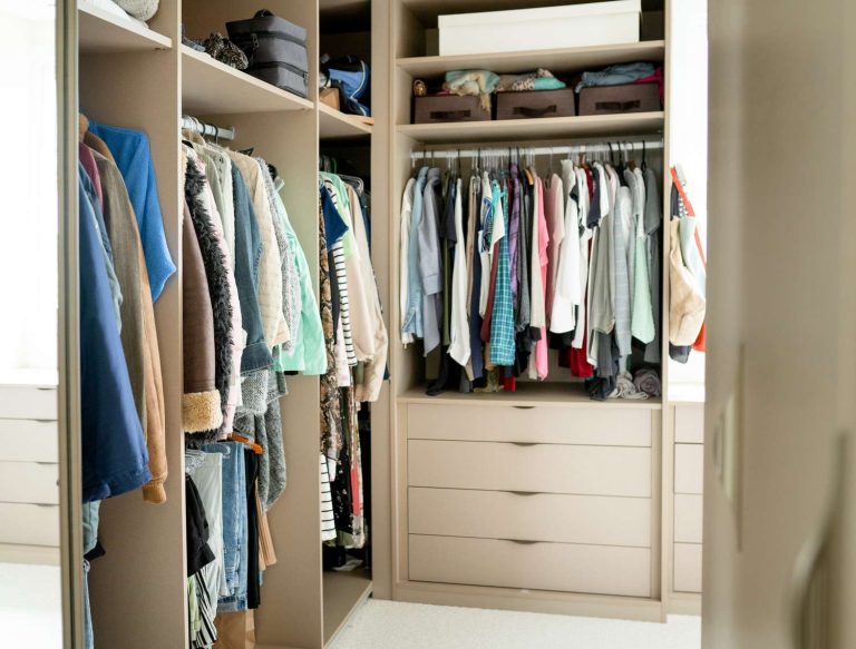 How To Remove Musty Smell From Closet